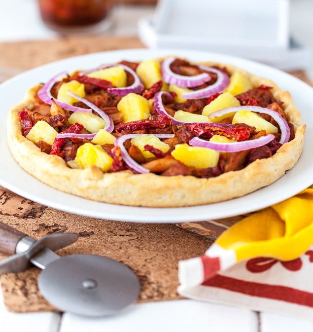 vegan jackfruit pizza