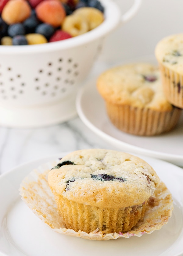 vegan-vanilla-berry-muffins