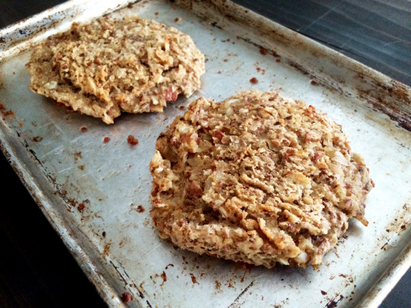 Spicy Pinto Bean Burger with Vegan Chipotle Mayo 5