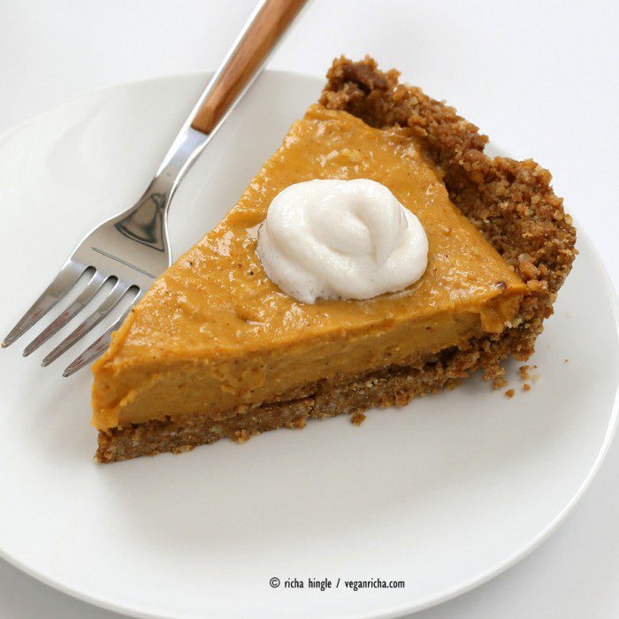 No-Bake Pumpkin Pie with Ginger Crust