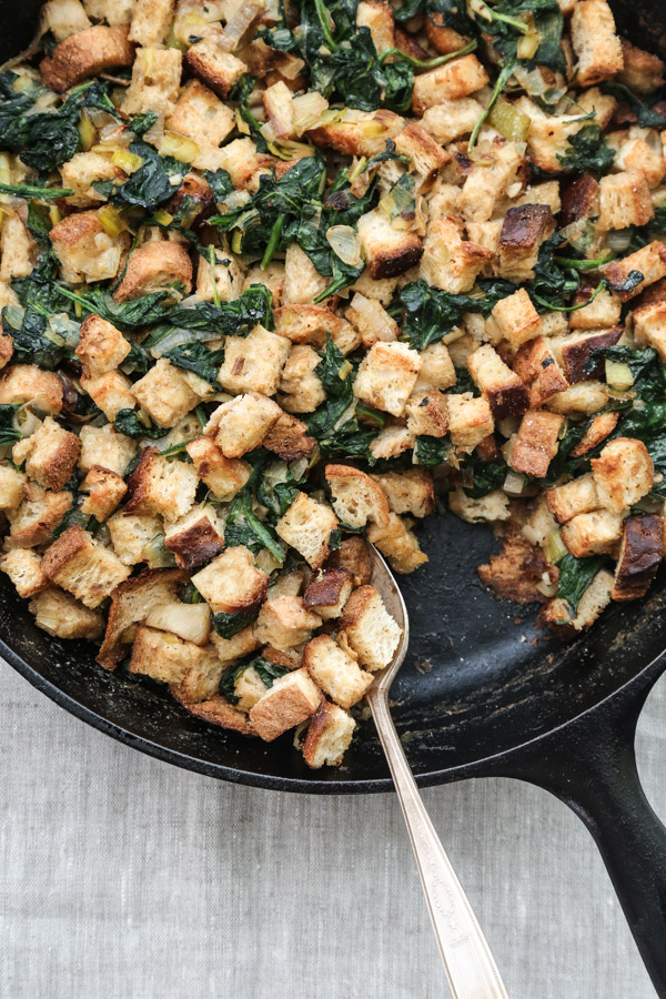 Gluten-Free Stuffing with “Creamed Spinach” and Leeks